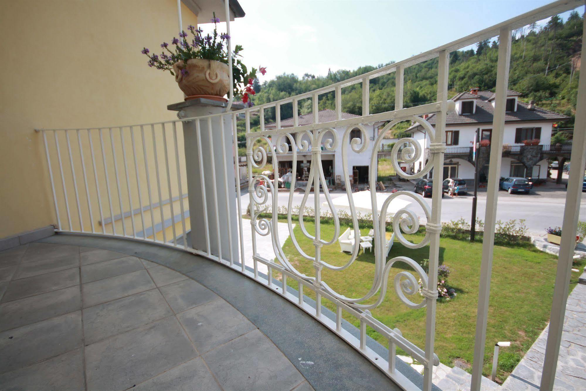 Affittacamere Bel Sole Borghetto di Vara Luaran gambar